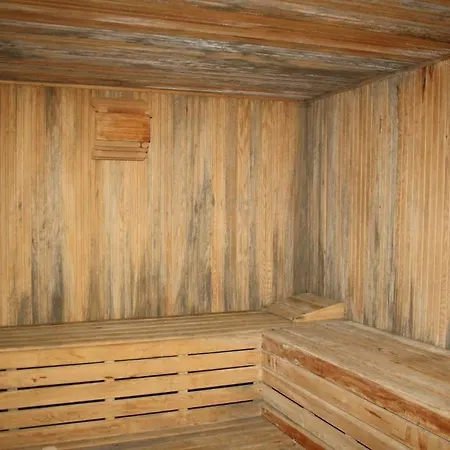 Club Petya Apart ダッチャ