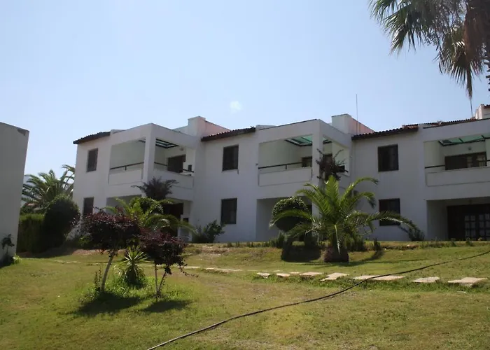 Апарт-отель Club Petya Apart